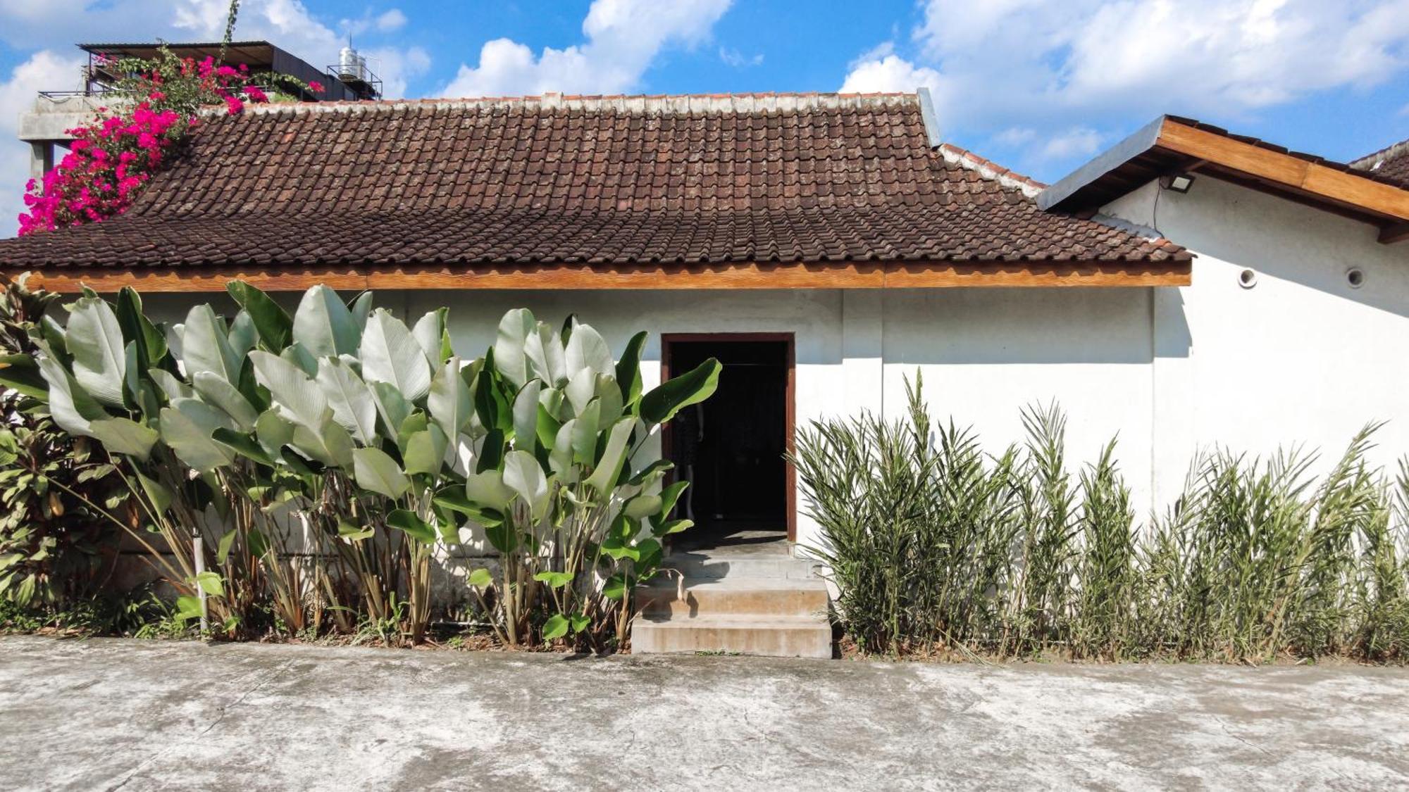 Ohmmstay - Rumah Pendopo Tanjungtirto Exterior foto